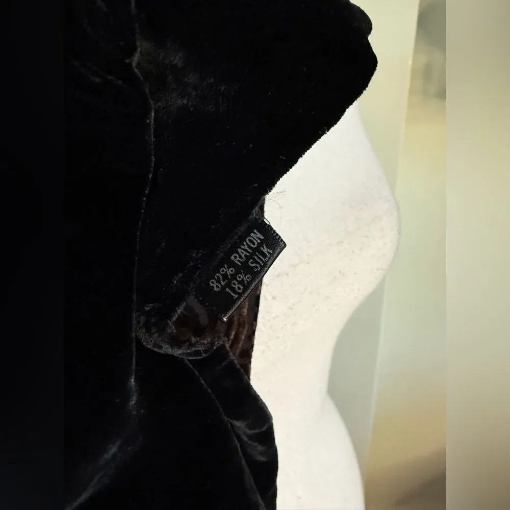 Y2K Evening Scarf with Rose Motif in Midnight Black and Chocolate Brown